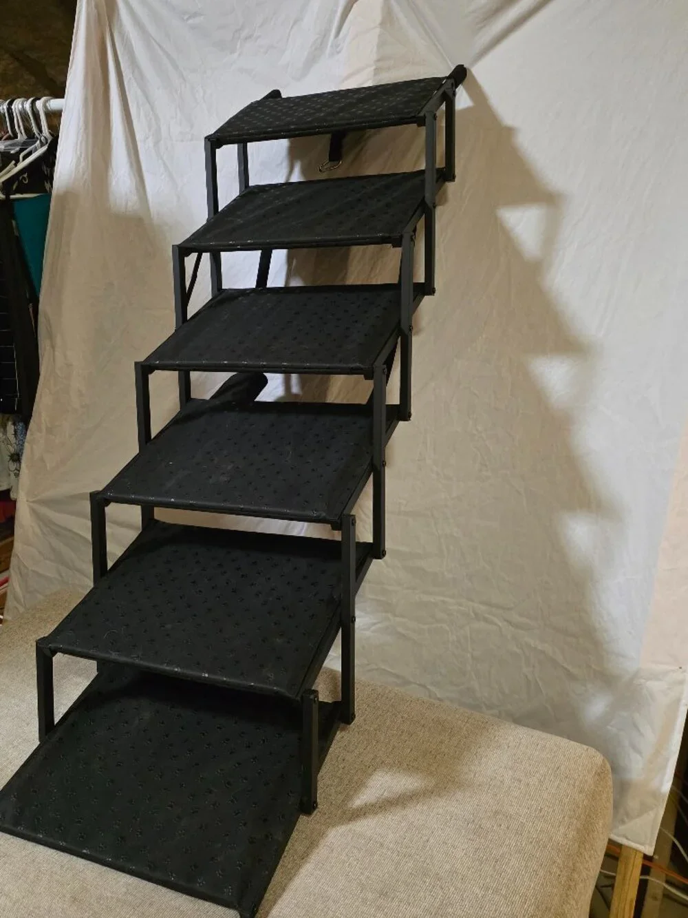 Extra wide dog stairs for vehicle - foldable 6 step stairs